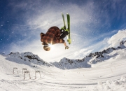 熊猫世界杯2026-湖人大胜映衬库里里程碑，当团队荣耀与个人传奇交相辉映