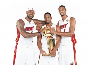 熊猫直播平台-赛道与球场，当独行侠的坚韧照亮F1新赛道