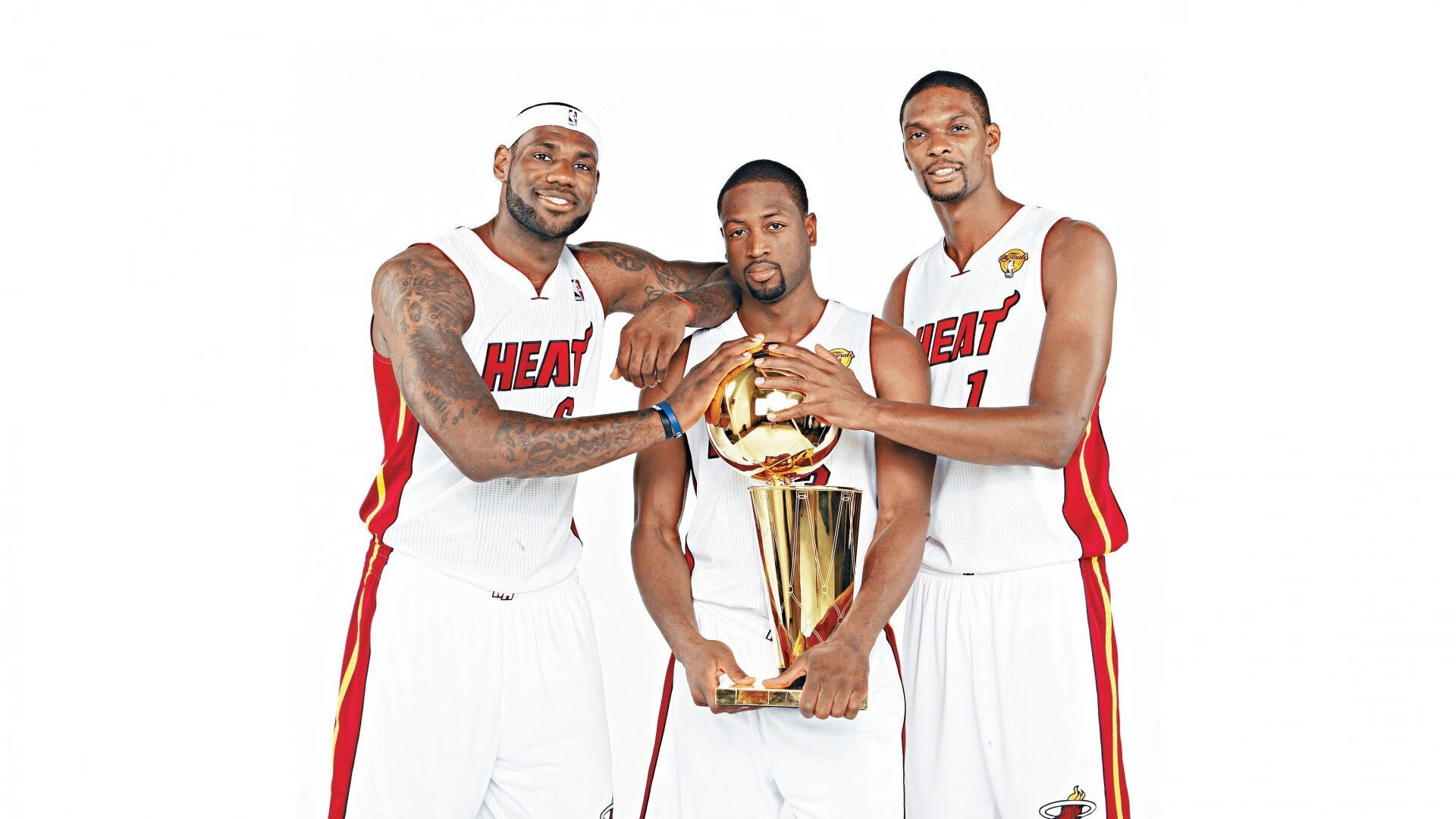 赛道与球场，当独行侠的坚韧照亮F1新赛道